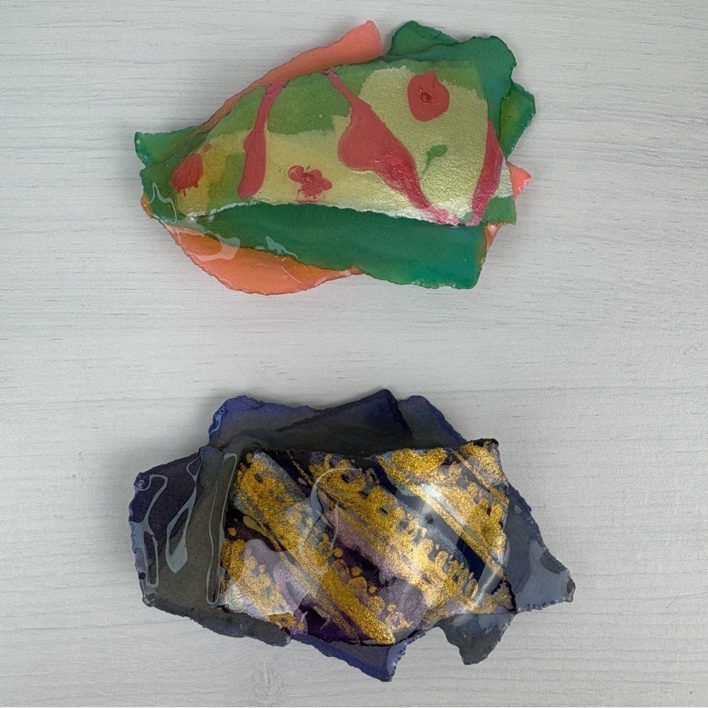Vintage 90s Postmodern Brooches Pins Set of 2‎ Handmade Paper Mache Acrylic
